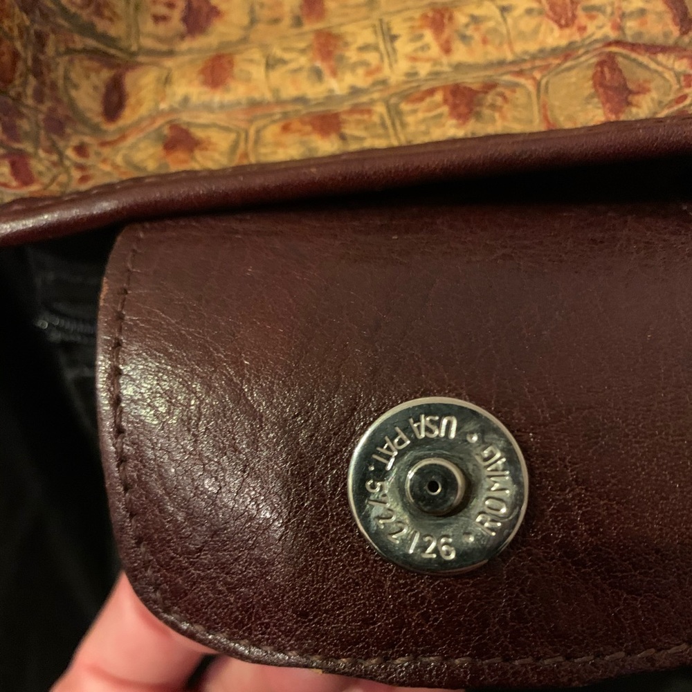 Almost New Raviani Croc Handbag - Picture 9 of 10